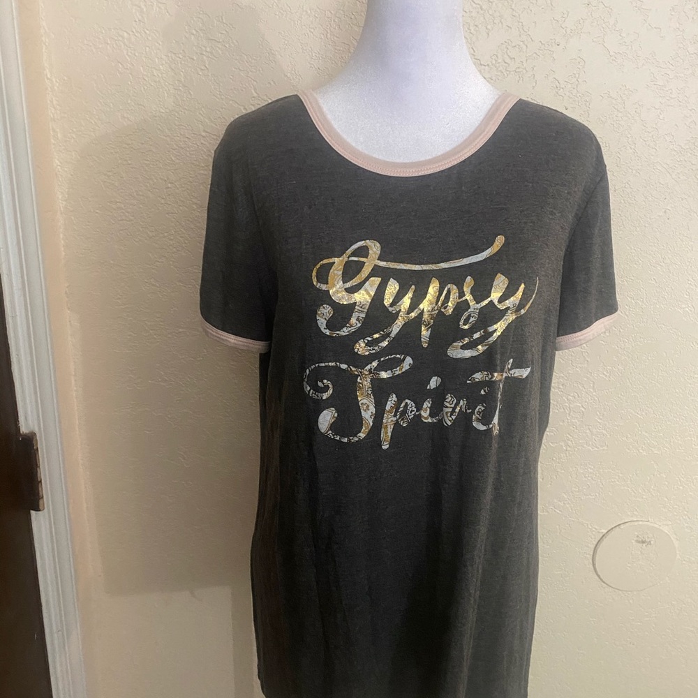 Maurice t-shirt NWT